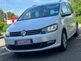 Volkswagen Sharan Allstar DSG*PANO*135KW/184 PS* Xenon*ETür - Volkswagen Sharan: Automatik