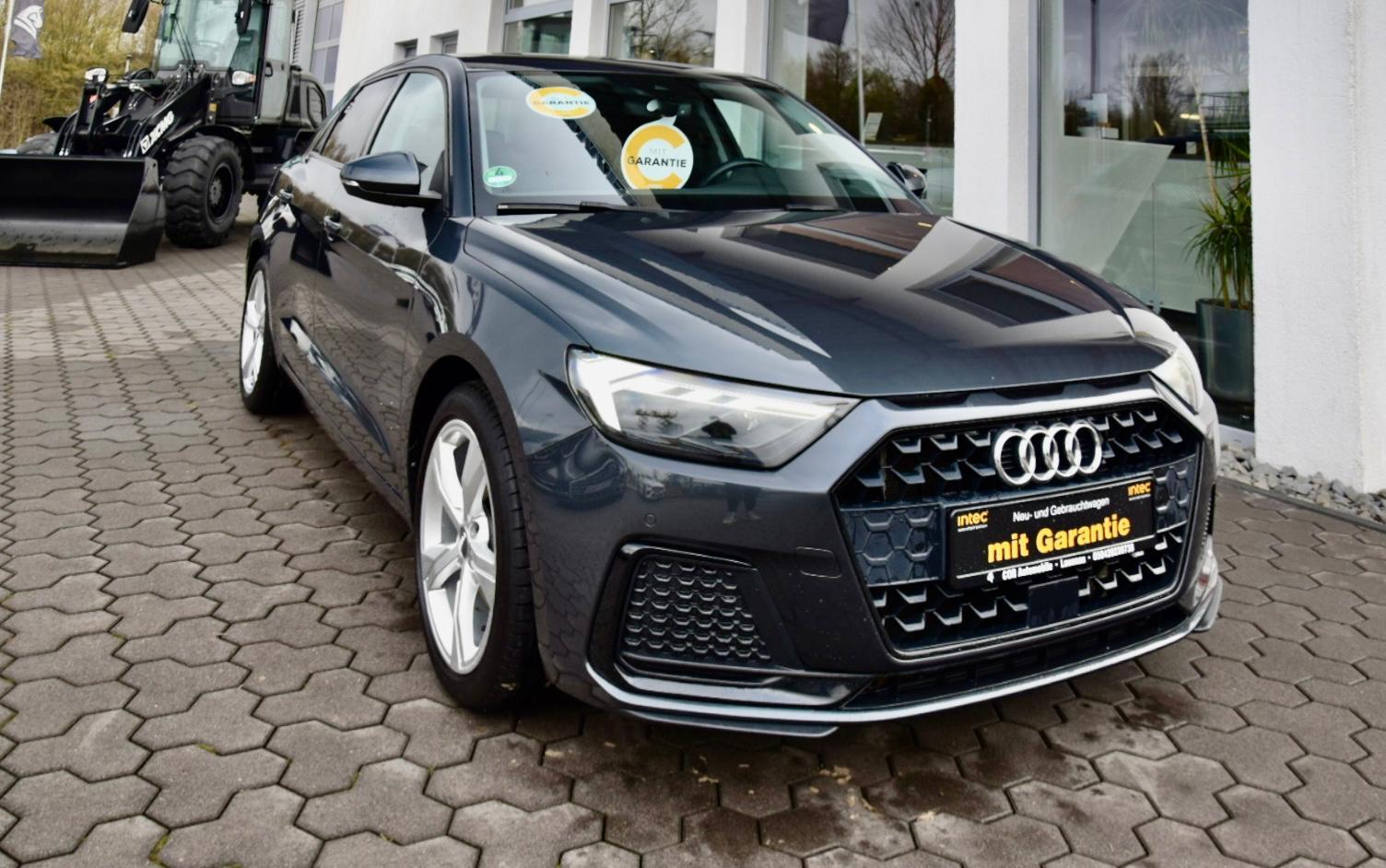 Audi A1 Sportback 35 TFSI S-LINE advancedDSG/NAVI/LED