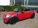 MINI Cooper D Cabrio Automatik/Navi/Leder/Xenon/PDC - MINI Cooper D Cabrio mit Diesel-Antrieb: Automatik