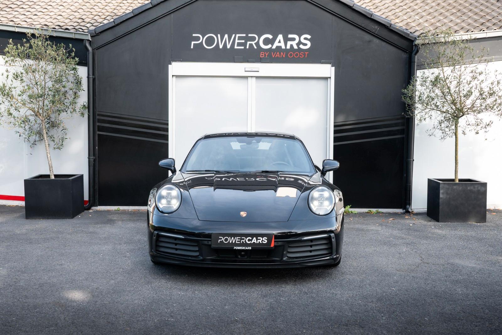 Porsche 992 C2 | Sunroof | Active Cruise | Camera