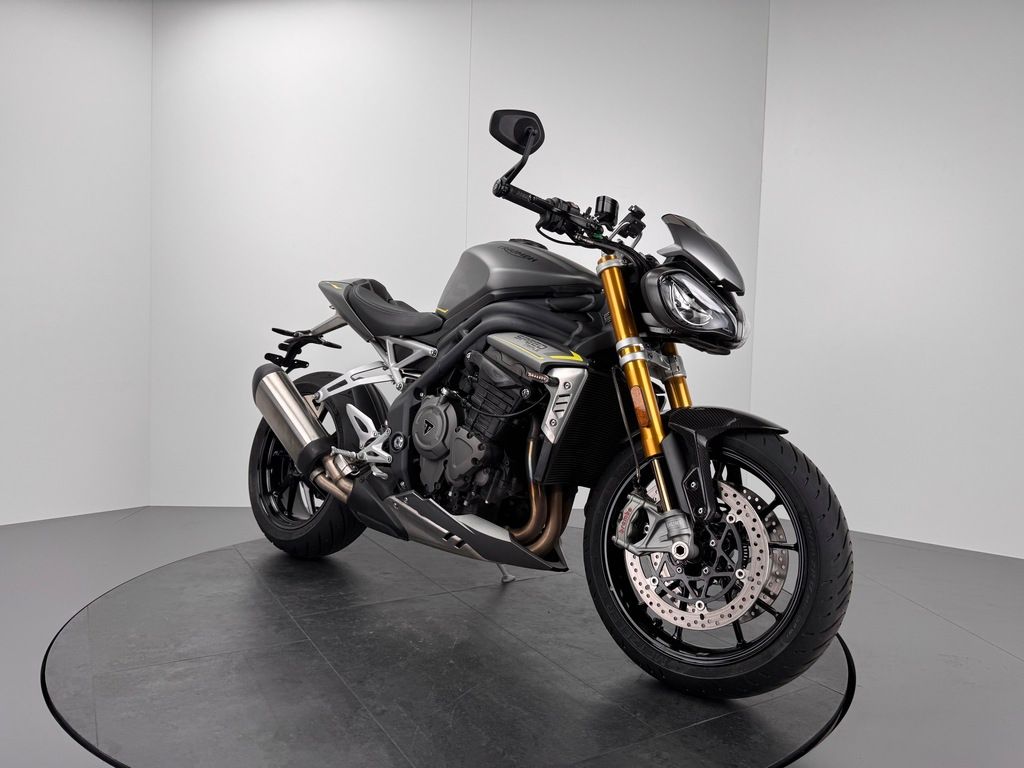 Fahrzeugabbildung Triumph SPEED TRIPLE 1200 RS *TOP-ZUSTAND *1. HAND