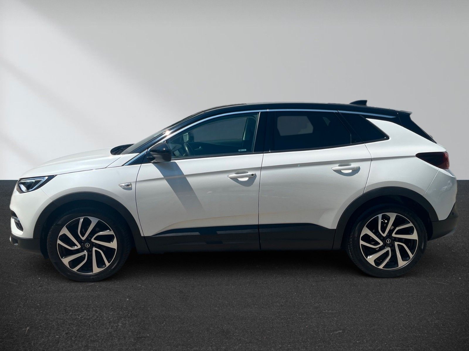 Opel Grandland (X) Innovation 1.2 Turbo – Bild 6
