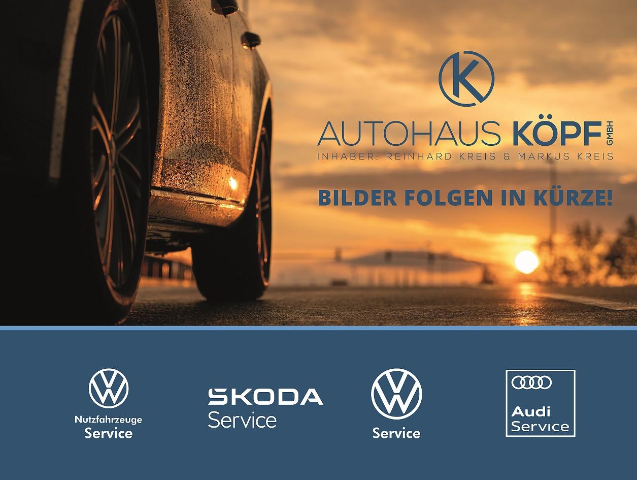 Volkswagen Golf 1.5 eTSI DSG R-Line AHK Matrix Black Style