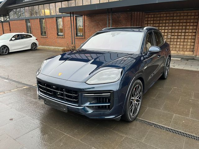 Porsche Cayenne Turbo E-Hybrid VOLL VOLL BURMESTER