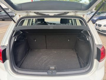 Volkswagen Golf - 7