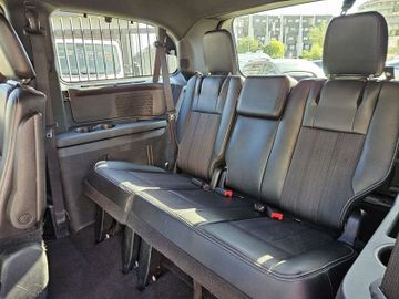Lancia Voyager - 12