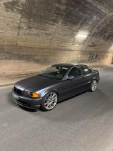 BMW E46 328 CI - BMW 328 aus 2000