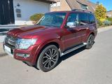 Mitsubishi Pajero 3,2 DI-D 4WD Final Edition Automatik ...