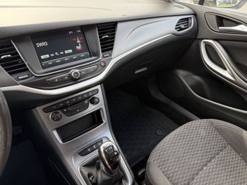Opel Astra - 11