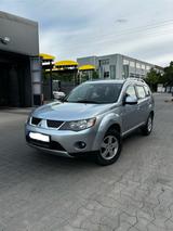 Mitsubishi Outlander 4WD - gebrauchte Mitsubishi Outlander aus dem Jahr 2007