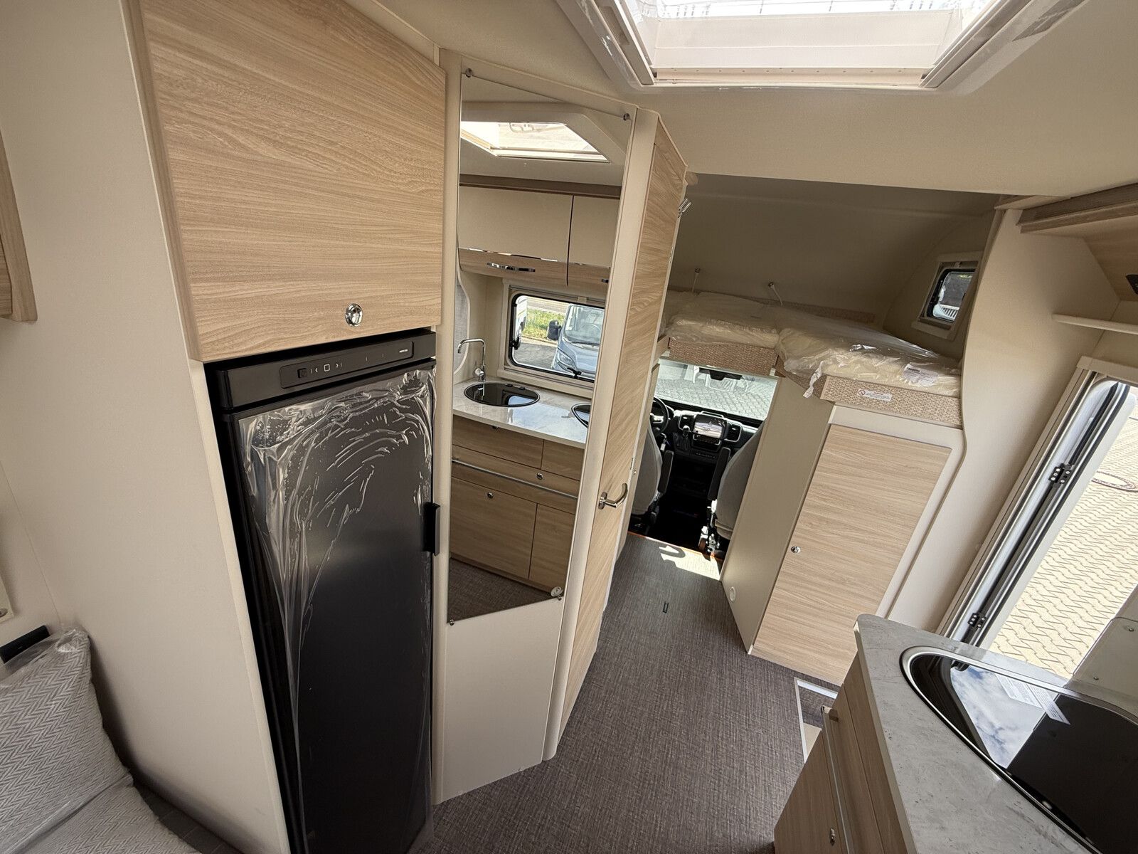 Fahrzeugabbildung Eura Mobil Activa One AO 650 HS Travel Pakete, Automatik