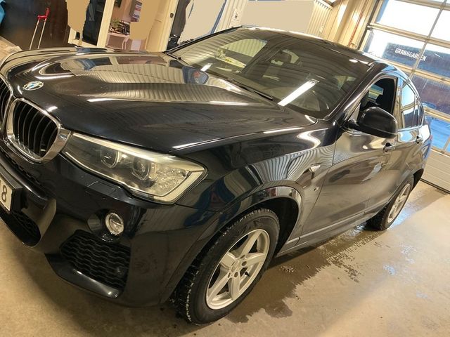 BMW X4 xDrive20d /190 PS/8G/5D/M-SPORT-PACKAGE