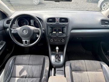 Volkswagen Golf - 11