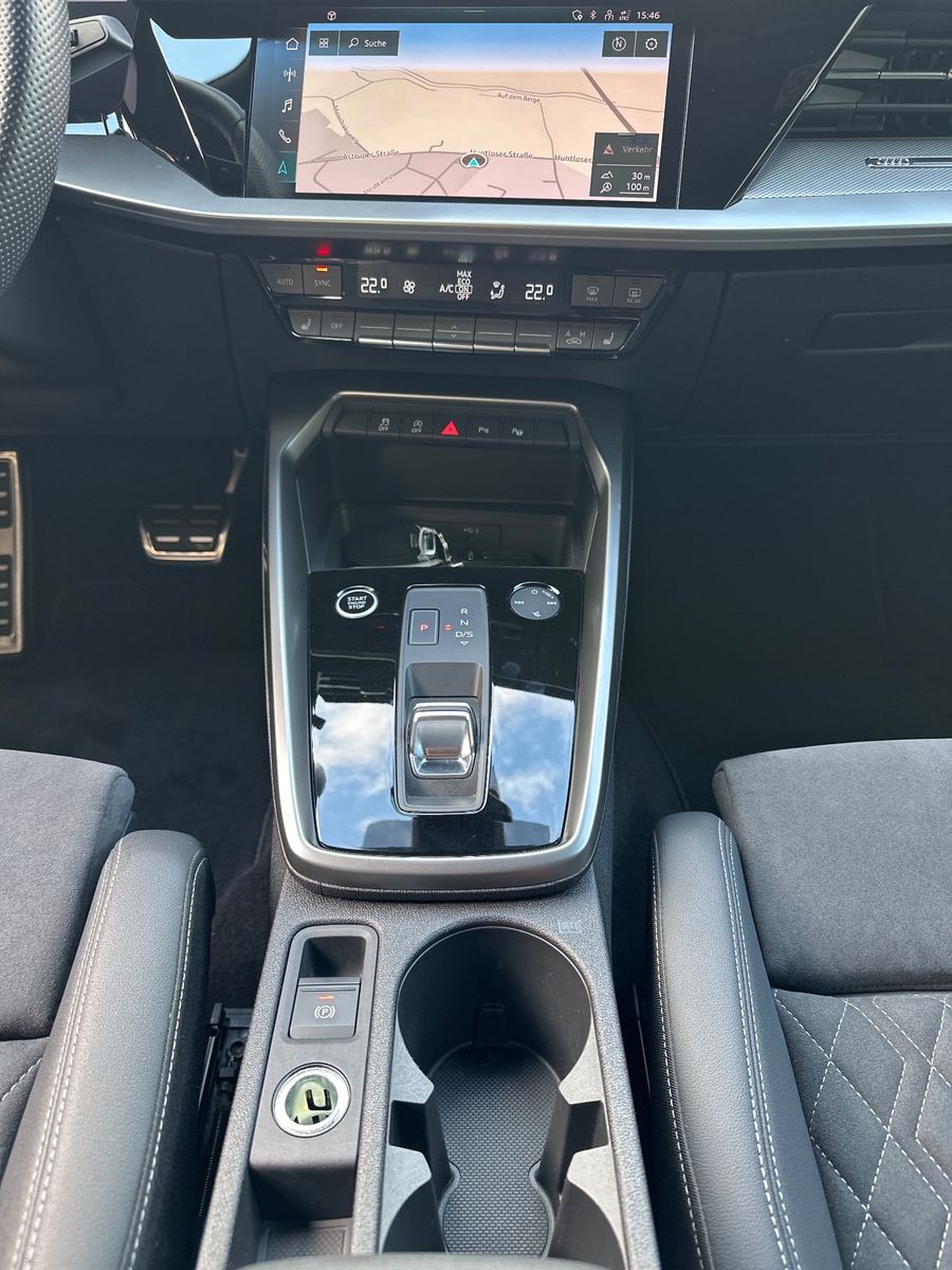 Audi A3 SpB 35 TFSI S-Line NAV+MATRIX+ACC+SHZ foto 16