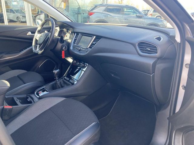 Opel GRANDLAND X  1.2 TURBO 96KW130PS