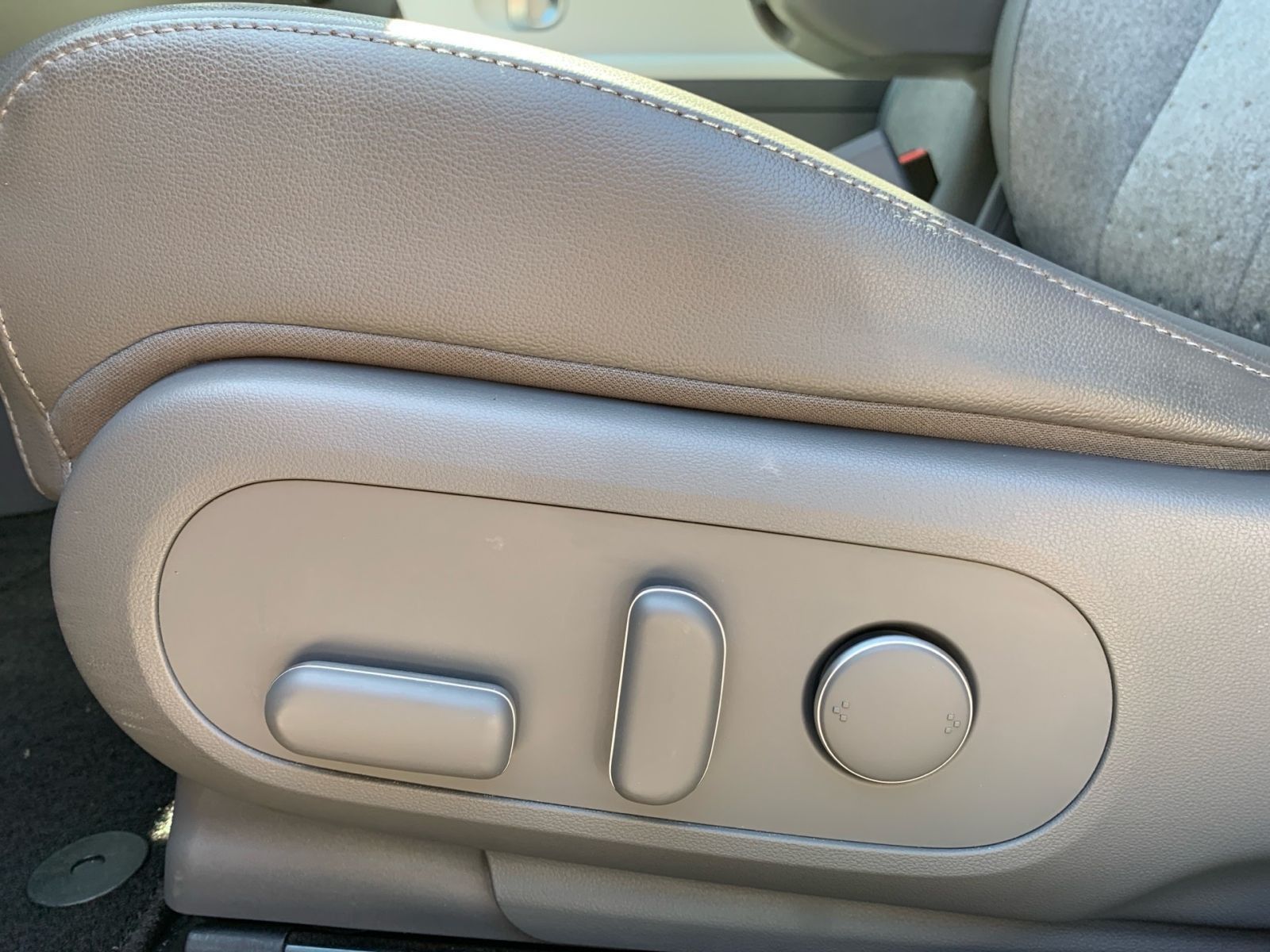 Fahrzeugabbildung Hyundai IONIQ 5 Techniq 72,6 kWh Park-Paket