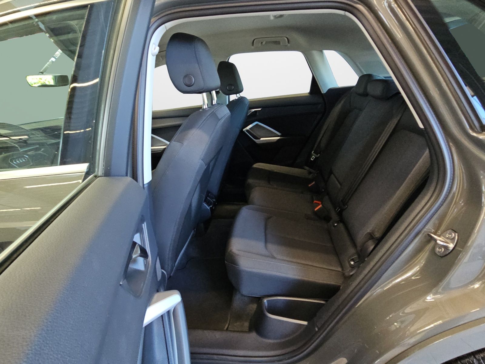 Audi Q3 35 TFSI S tronic S line NaviPlus AHK Kamera S foto 11