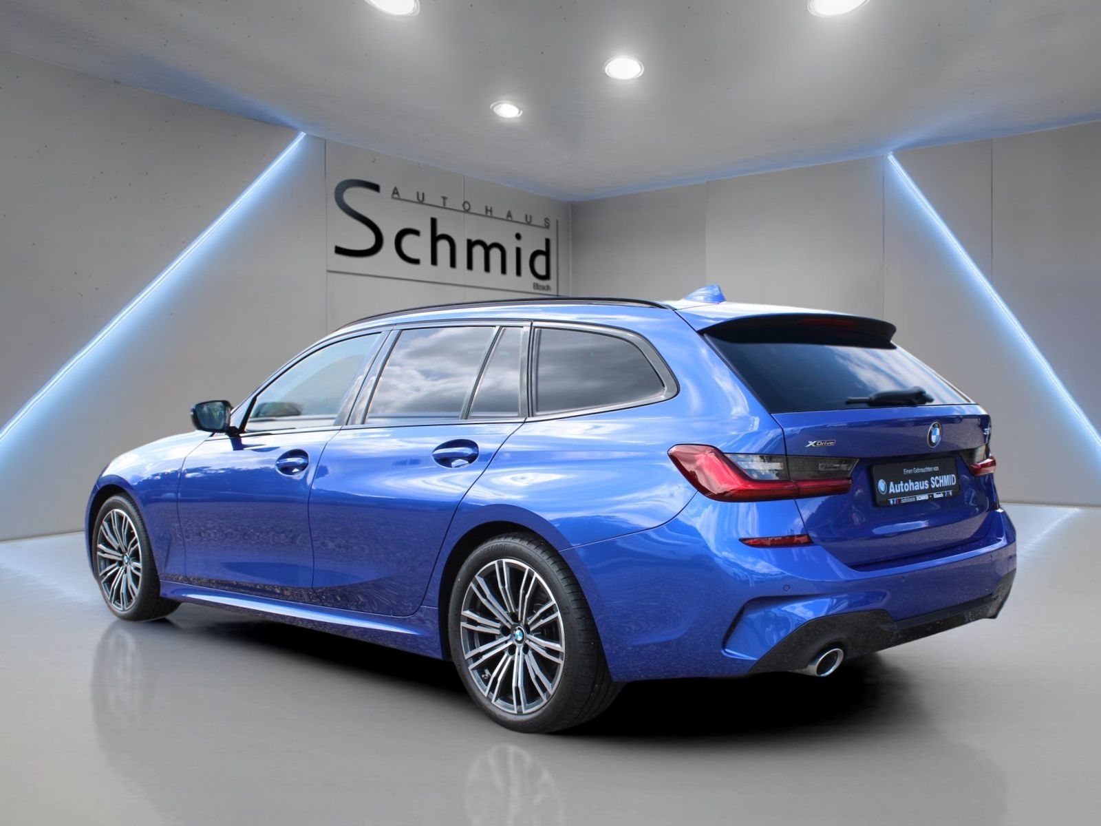 BMW 320d X Drive Touring M Sport foto 3