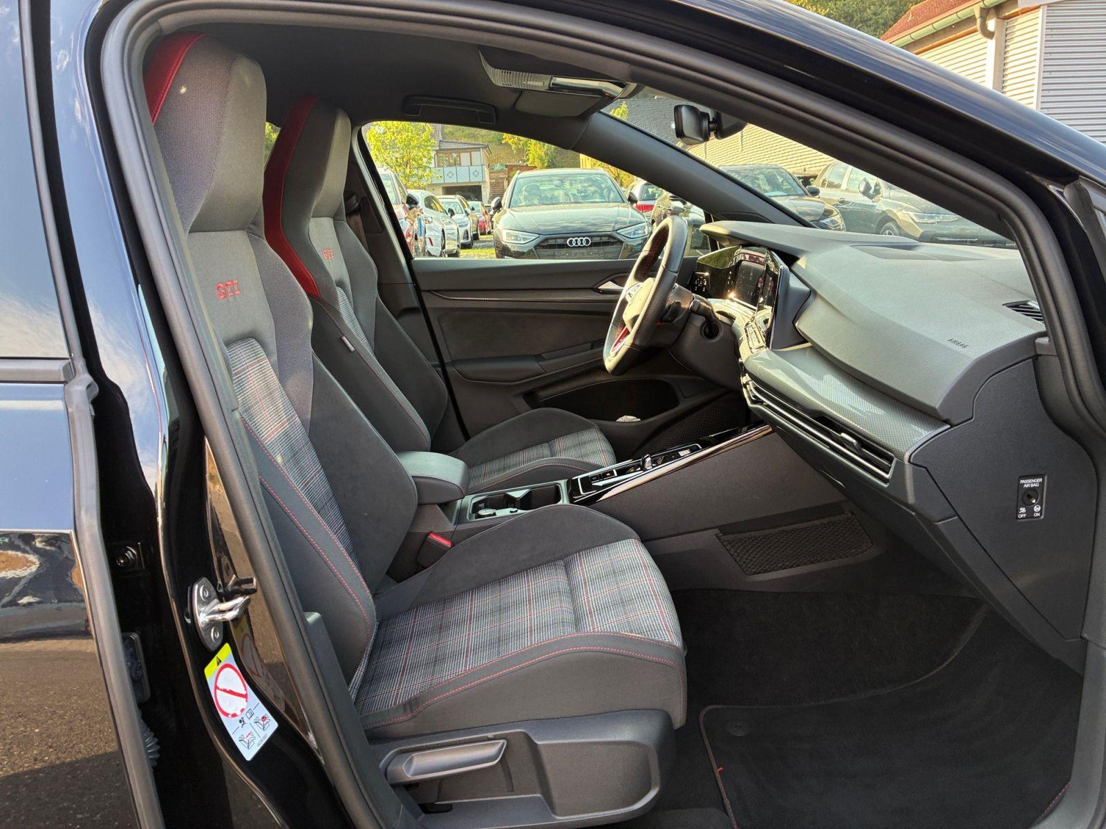 Volkswagen Golf VIII GTI 2.0 TSI DSG / BlackStyle, Matrix, миниатюра 11