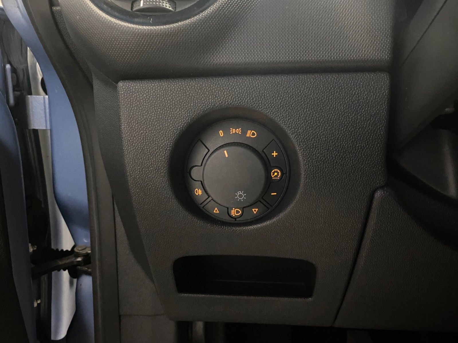 Fahrzeugabbildung Opel Corsa 1.0 Selection+KLIMA+GARANTIE+2.Hand+HU neu
