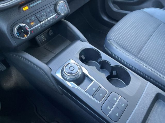 Fahrzeugabbildung Ford Kuga 2.5 Duratec Plug-in-Hybrid PHEV Titanium Au