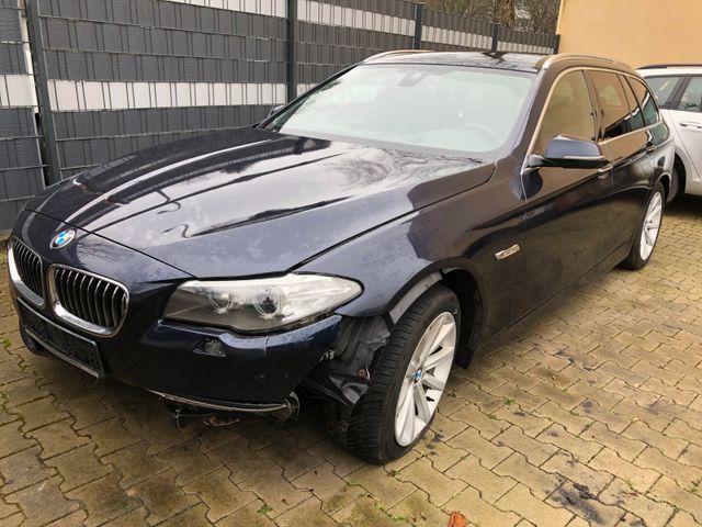 BMW 530 d xDrive Luxury Komfortsitze