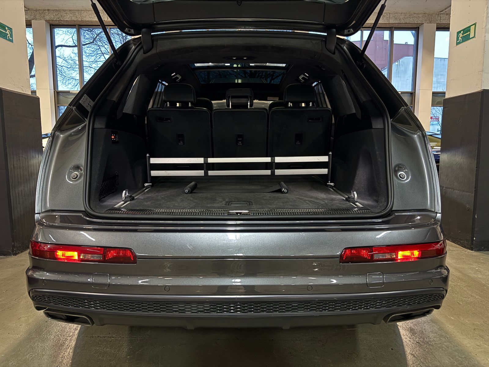 Fahrzeugabbildung Audi Q7 3.0 TDI QUATTRO 3X S-LINE VOLLAUSTATTUNG 21´