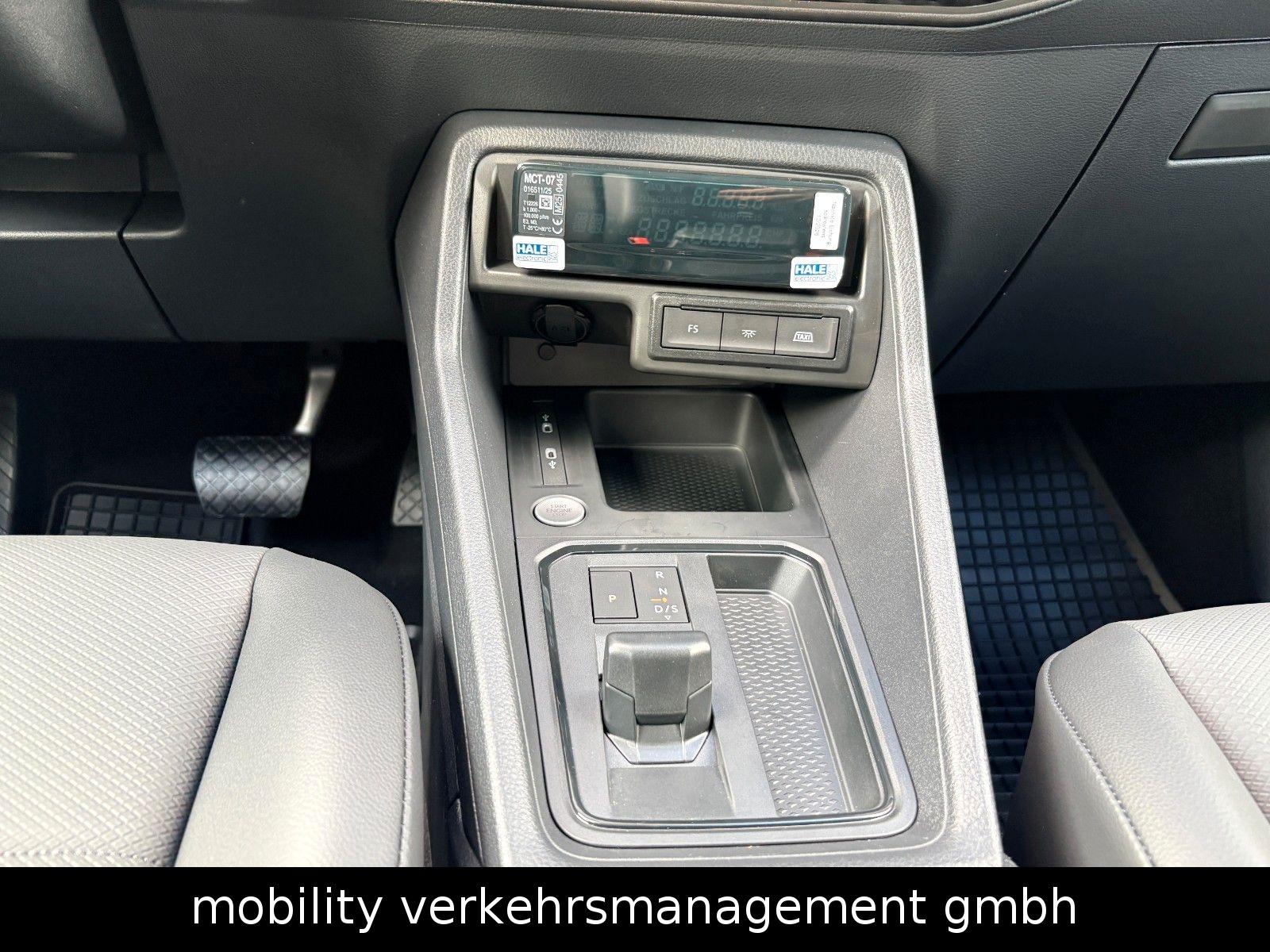 Volkswagen Caddy Maxi DSG Taxi Rollstuhl LED 7-Sitzer
