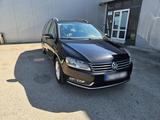Volkswagen VW Passat TDI 1.6 BlueMotion Panorama und ... - Volkswagen Passat in Bonn