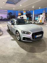 Audi A5 2.0 TDI.  S-Line - Audi A4: 2.5