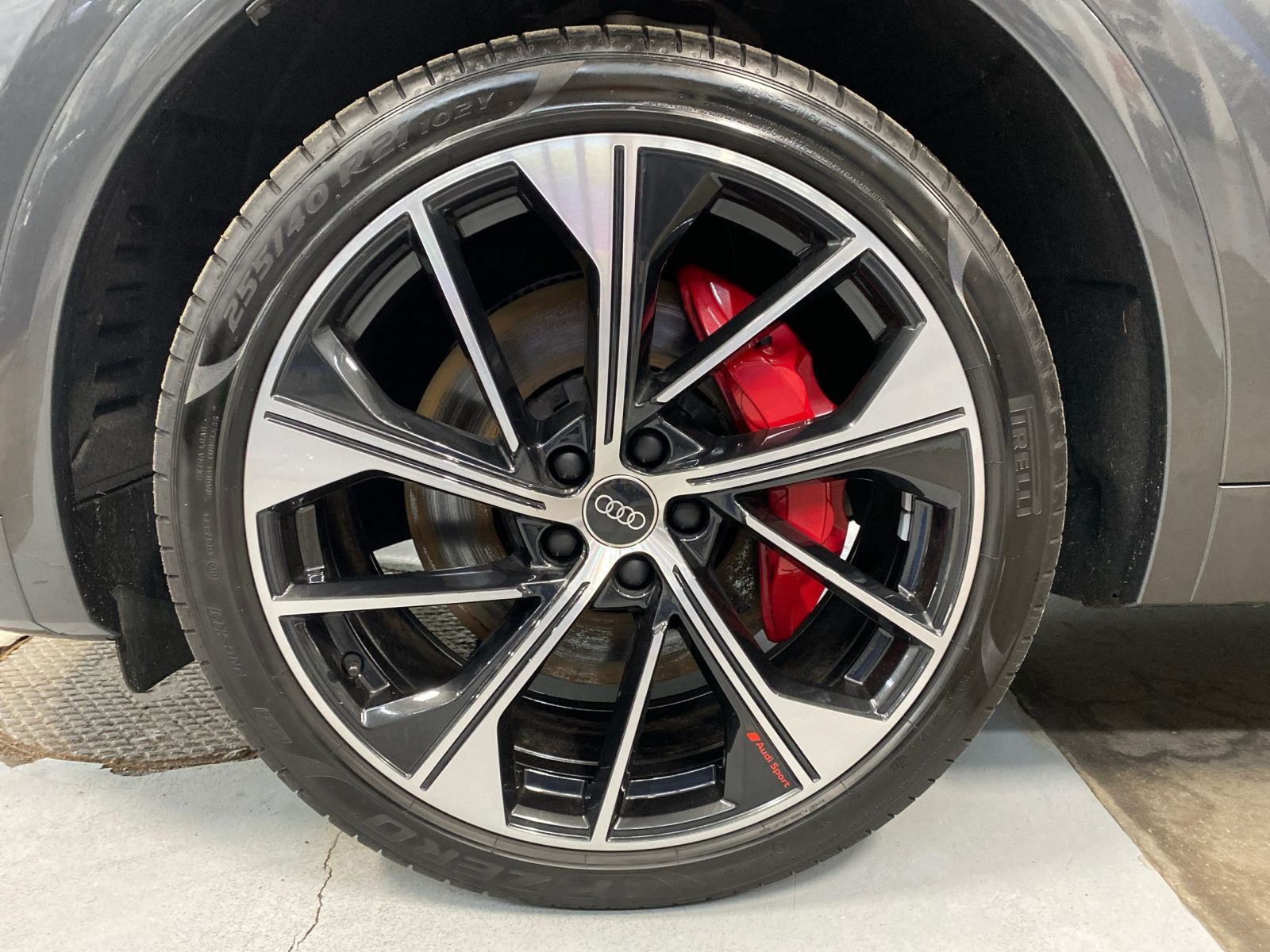 Audi SQ5 - Bild 16
