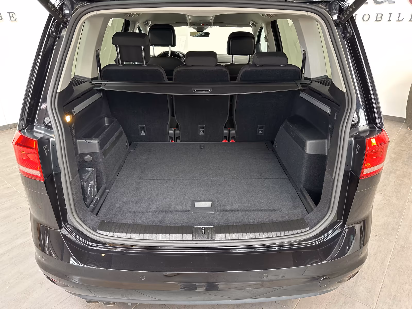 Volkswagen Touran 2.0 TDI DSG Comfortline NAV+ACC+KAMERA+PP, миниатюра 6