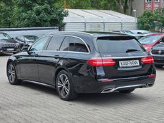 Fahrzeugabbildung E 200 T-Modell 4-Matic Sportstyle Edition AMG LI