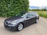 BMW 320 3 Touring 320d Navi Tüv neu - BMW 320 aus 2008: Kombi, D