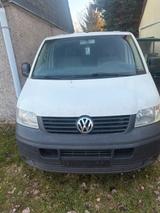 Volkswagen T5 Caravelle - gebrauchte VW T5 Caravelle aus dem Jahr 2005