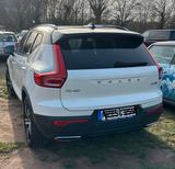 Volvo XC40 D4 AWD R Design Geartronic R Design - Volvo XC40 Gebrauchtwagen in Frankfurt