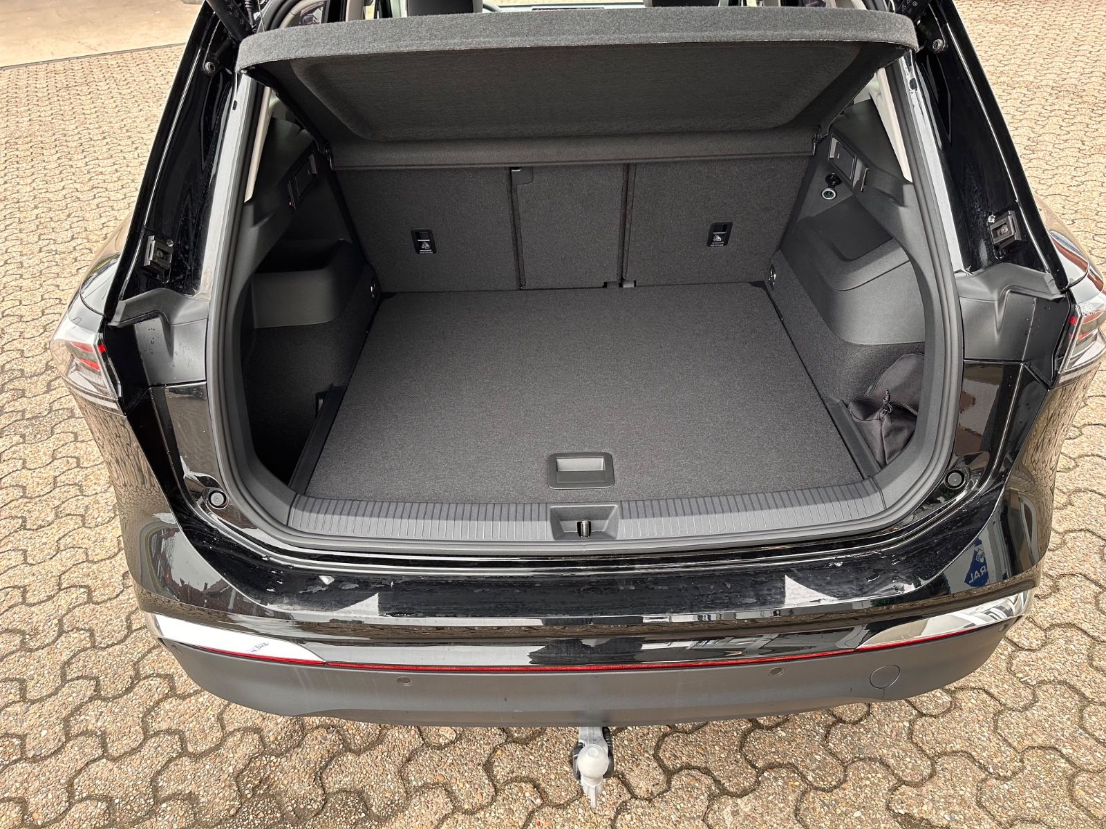 Fahrzeugabbildung Volkswagen Tiguan 2.0 TDI Elegance DSG AHK/Matrix/ACC/Navi