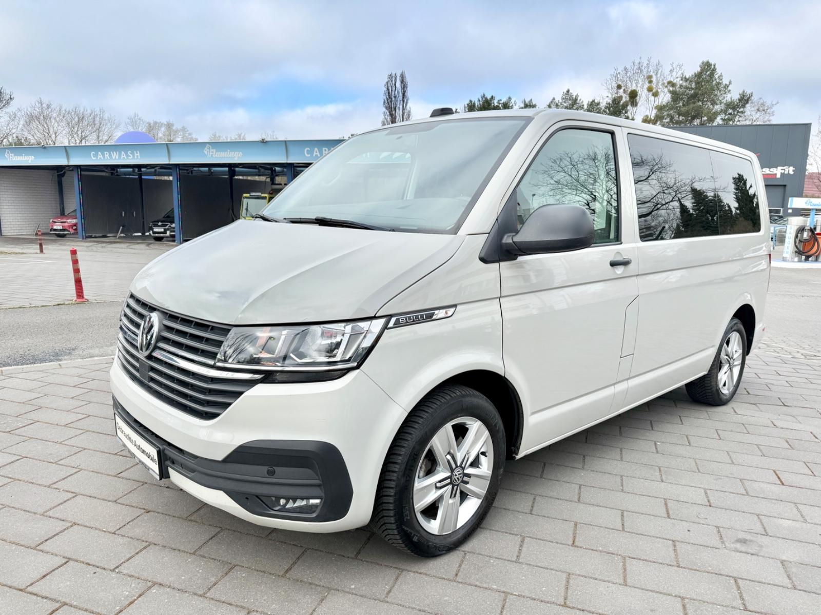 Volkswagen T6.1 MultivanFamily,Navi,Sitzheiz,Hängerk,Standh