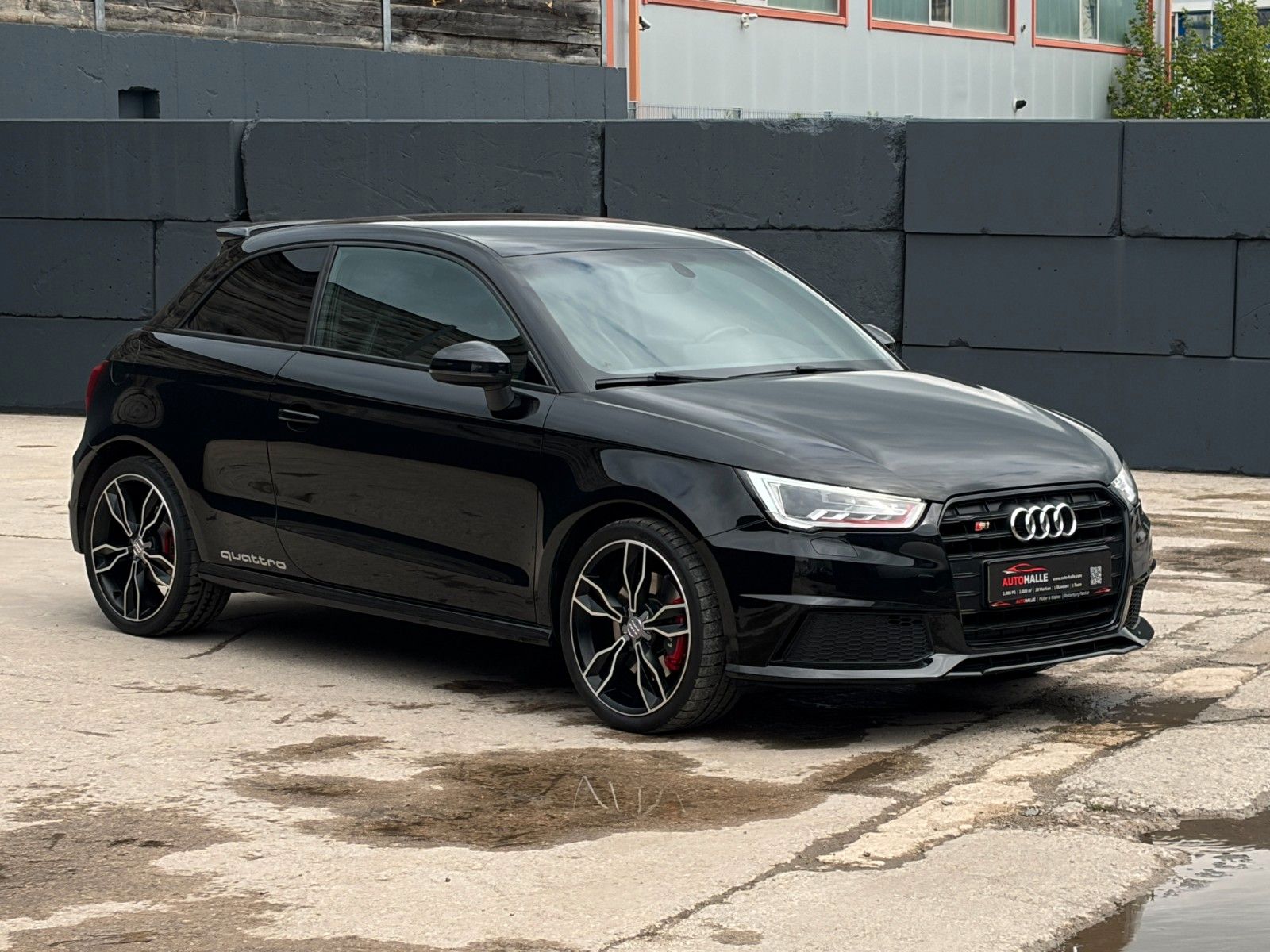 Fahrzeugabbildung Audi S1 2.0 TFSI quattro SHZ PDC Navi Leder Ambiente