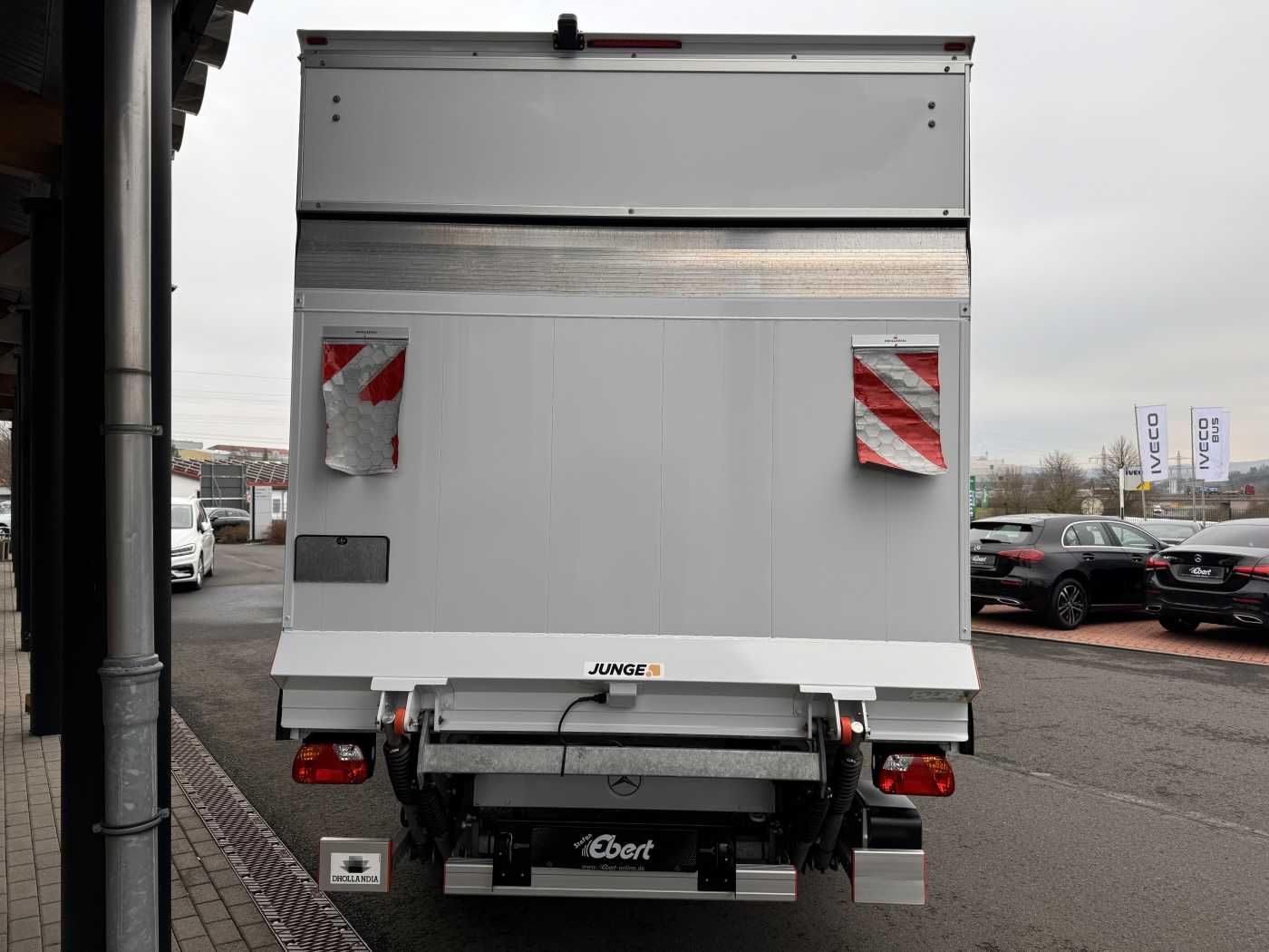 Fahrzeugabbildung Mercedes-Benz Sprinter 317 CDI 4325 Koffer LBW Kamera MBUX SHZ