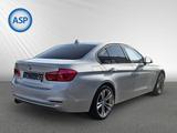 BMW 330 i xDrive Sport Line LEDER NAVI LED GLASDACH - gebrauchte BMW 3er Reihe aus dem Jahr 2015