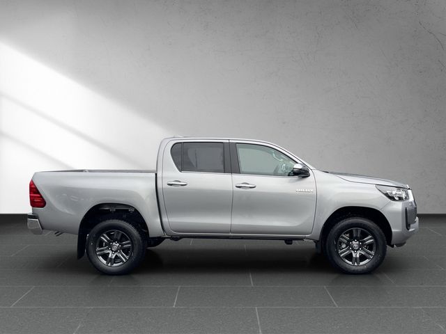 Toyota Hilux 2.4D 4x4 Double Cab Comfort *2xPDC*CAM*SHZ