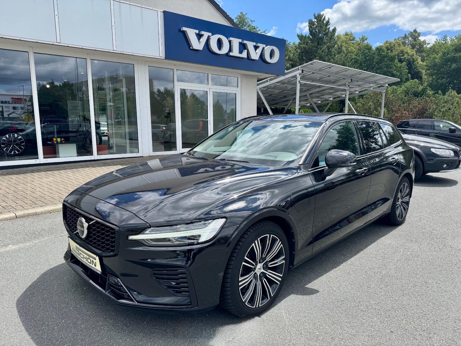 Volvo V60 T6 Plus Dark Recharge Plug-In Hybrid AWD