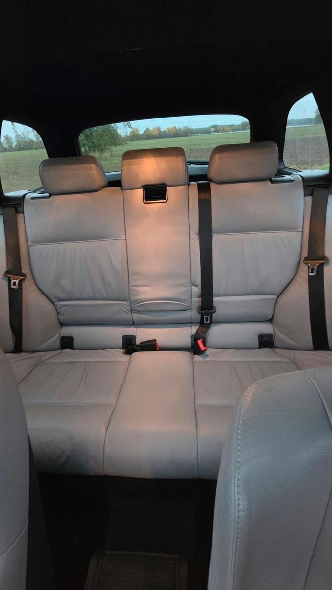 BMW 320 2005 — photo 8