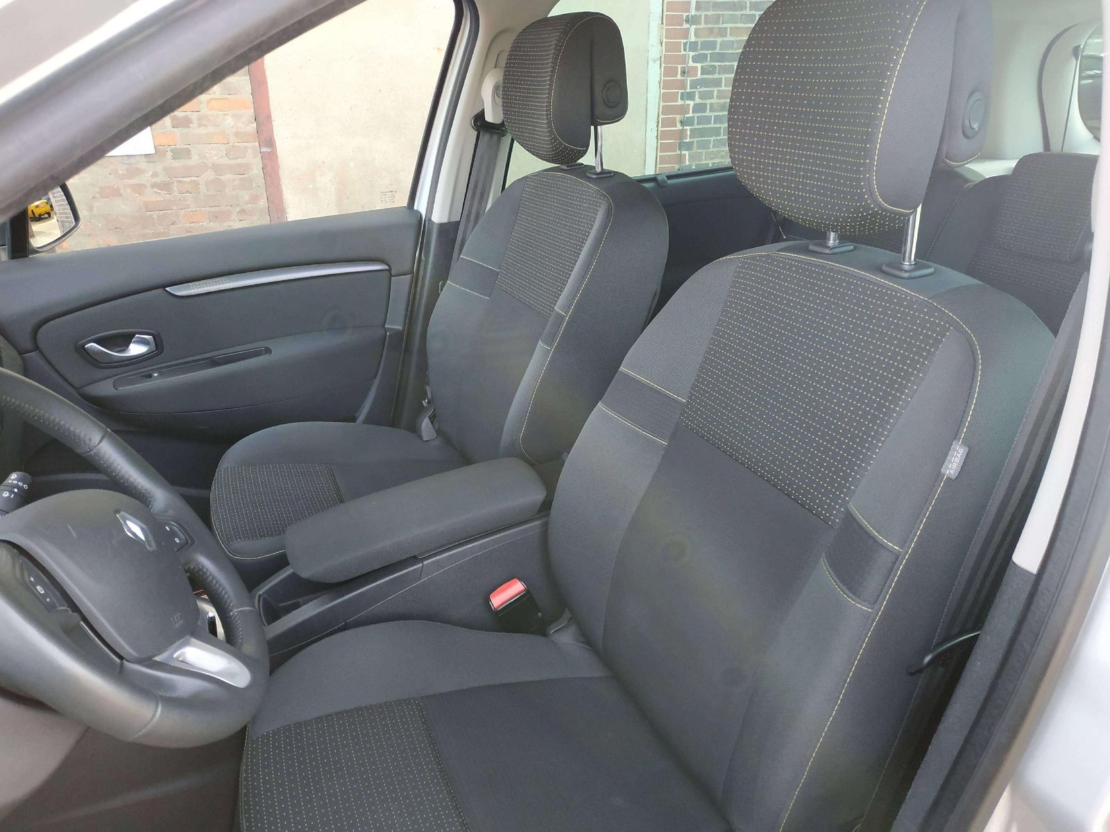 Scenic 1.4 Dynamique/ TÜV NEU/ 8-fach bereift/ T – Bild 11