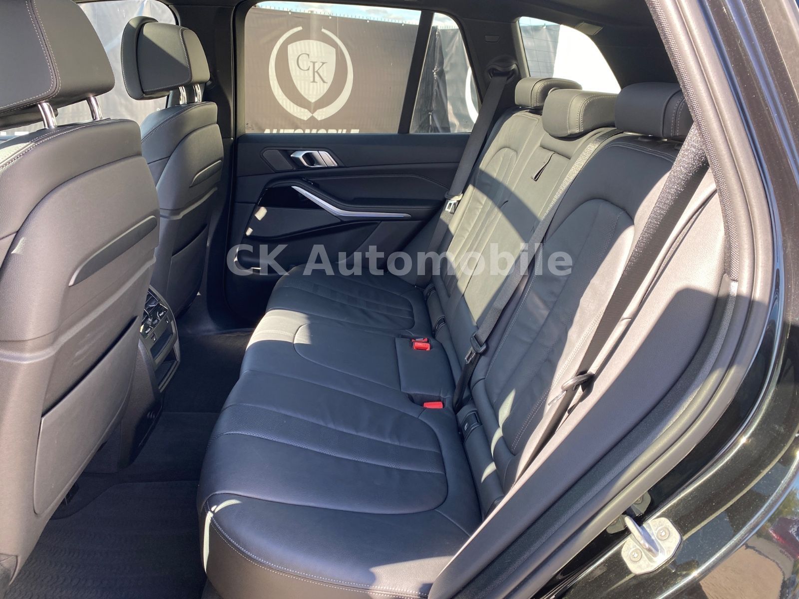 Fahrzeugabbildung BMW X5 xDrive 30d MSport/22Zoll/HeadUp/Pano/360°/LED