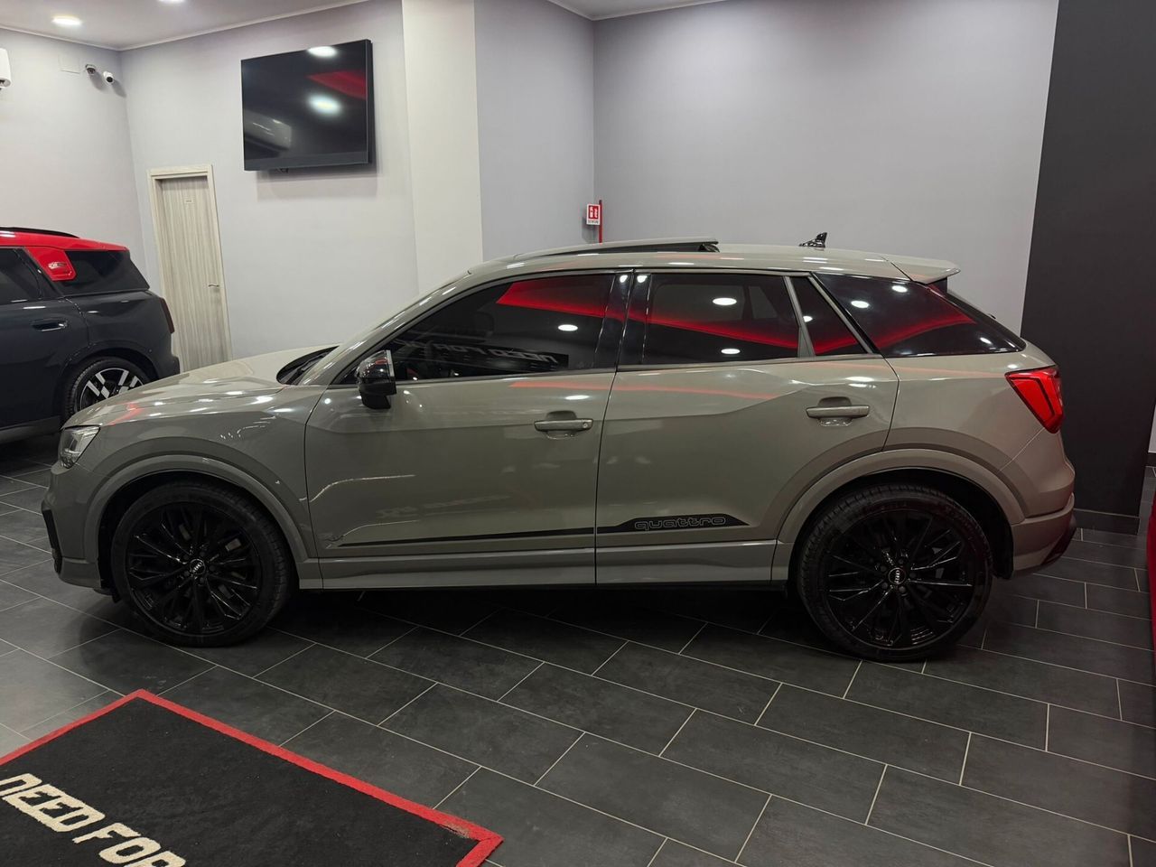 Audi Q2 SQ2 TFSI quattro S tronic imagem 2