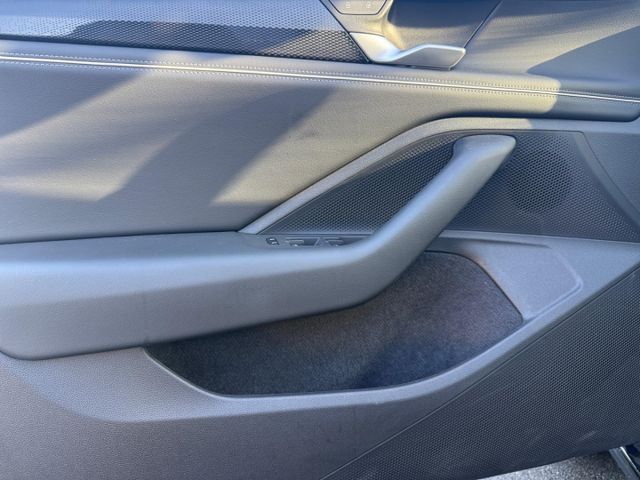 Passat Business 1.5 eTSI AHK Navi 360 Kamera