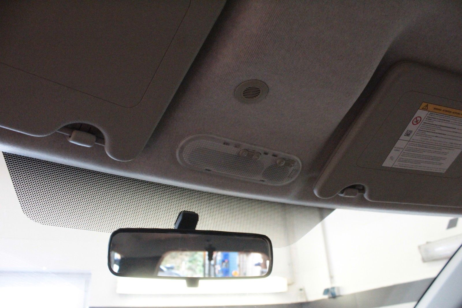 Fahrzeugabbildung Dacia Lodgy TCE 115  Lauréate *Navigation