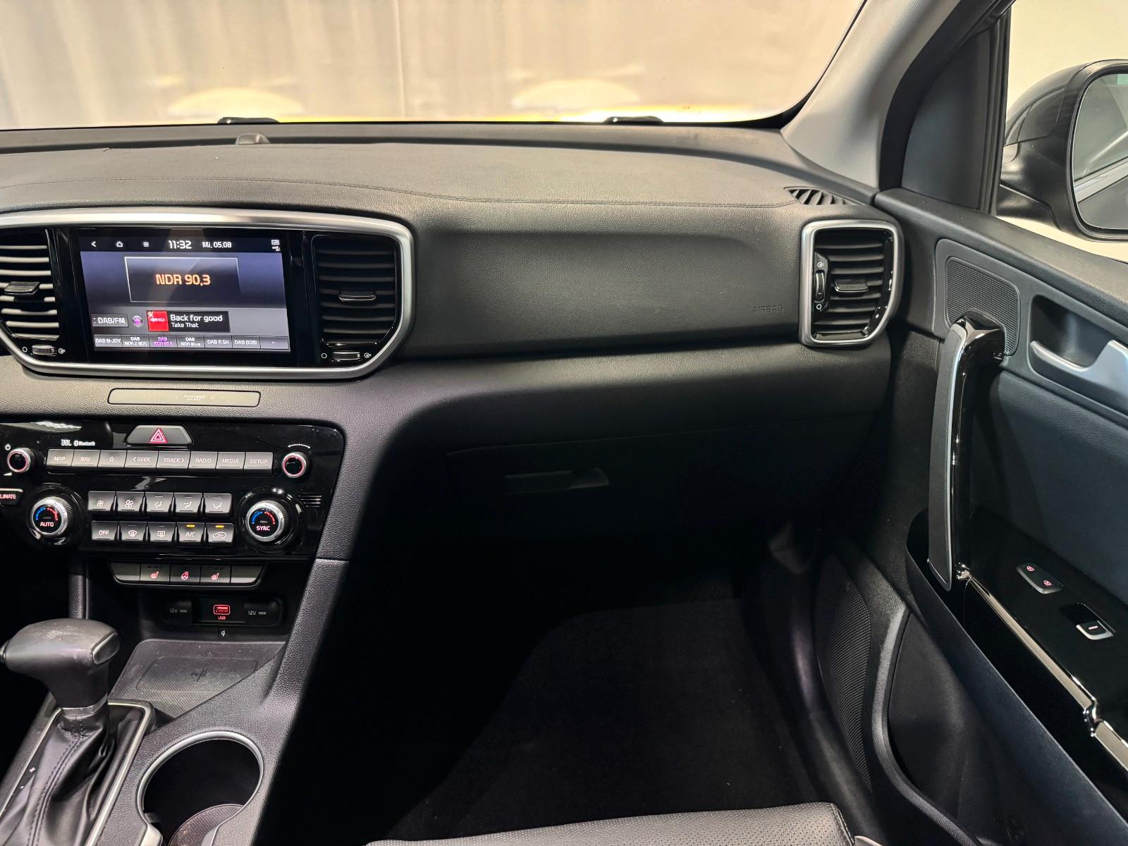 Kia Sportage Black Edition 2WD Leder/Panodach/LED